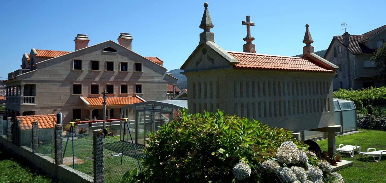 Apartamentos Cruceiro Hio Bagian luar foto